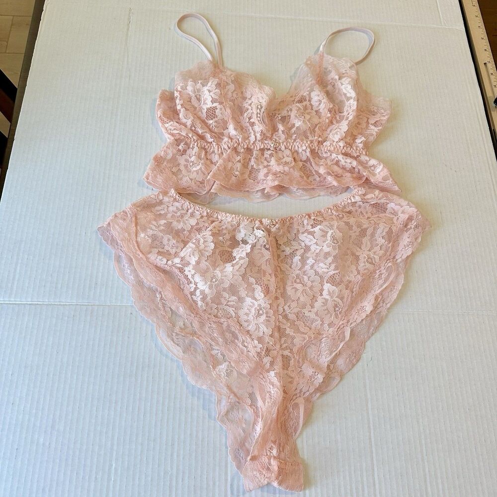 Vintage Victoria’s Secret Lace Bralette & Short Set Pink Sz Medium